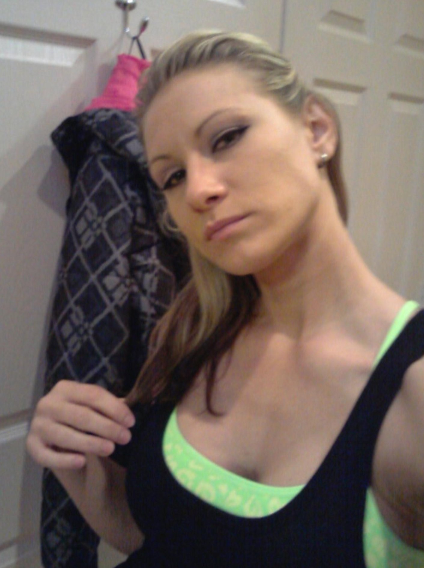 RoshniHot36 aus Nordrhein-Westfalen,Deutschland